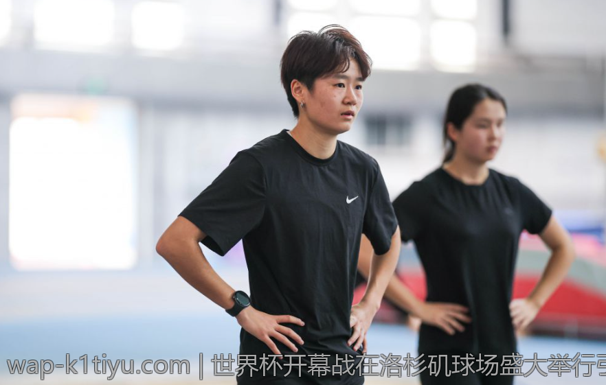 世界杯开幕战在洛杉矶球场盛大举行引领全球足球盛事